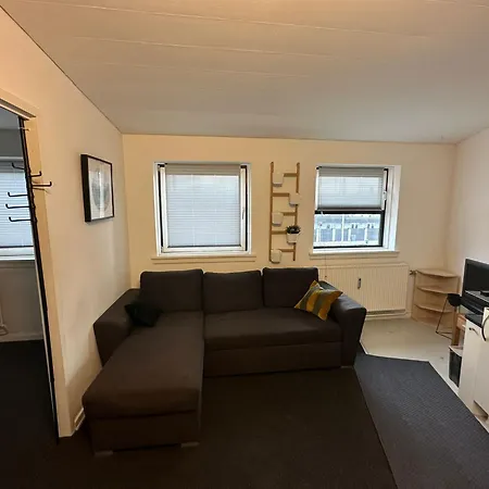 Airport House Lägenhet *