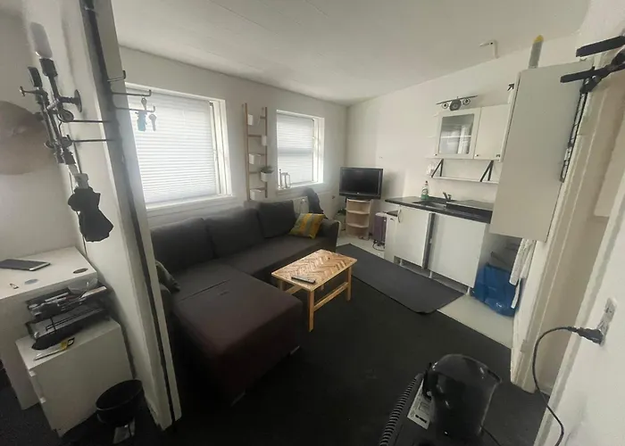 Airport House *